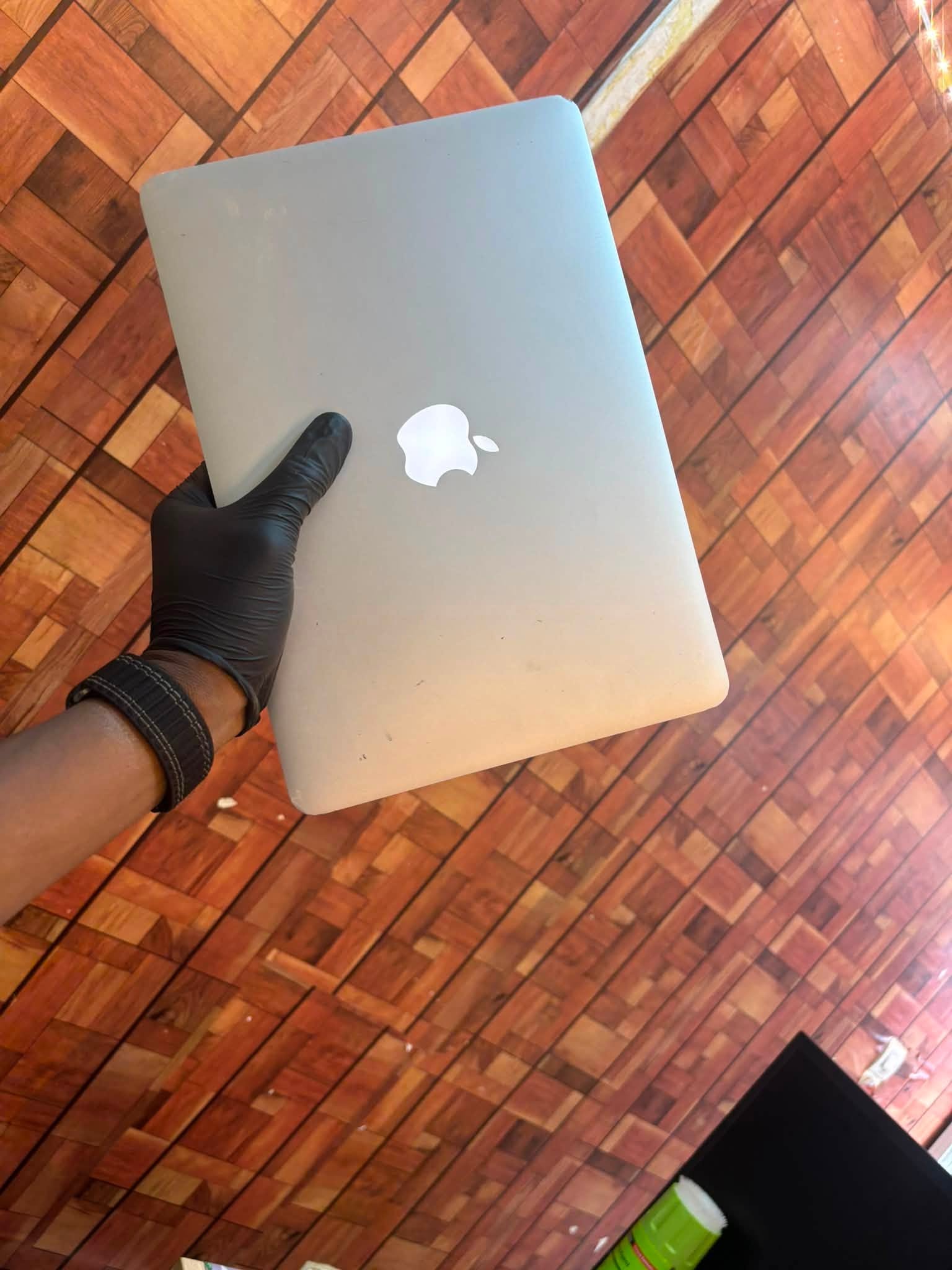 Macbook pro 2015 1