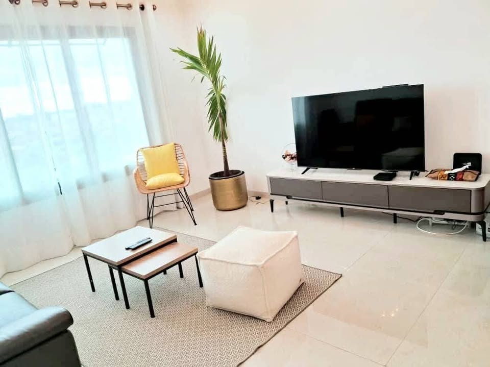 Appartement meublé 2P avec vue lagune - Cocody Riviera 4 1