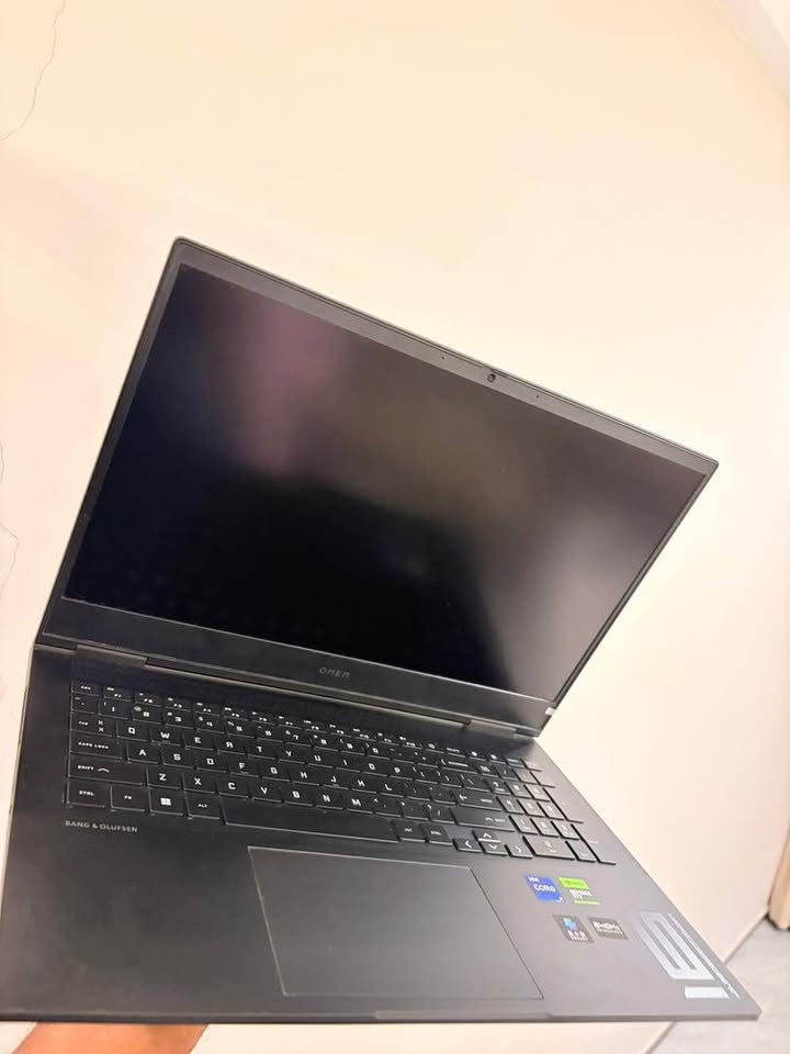 HP OMEN Gaming - i9  1